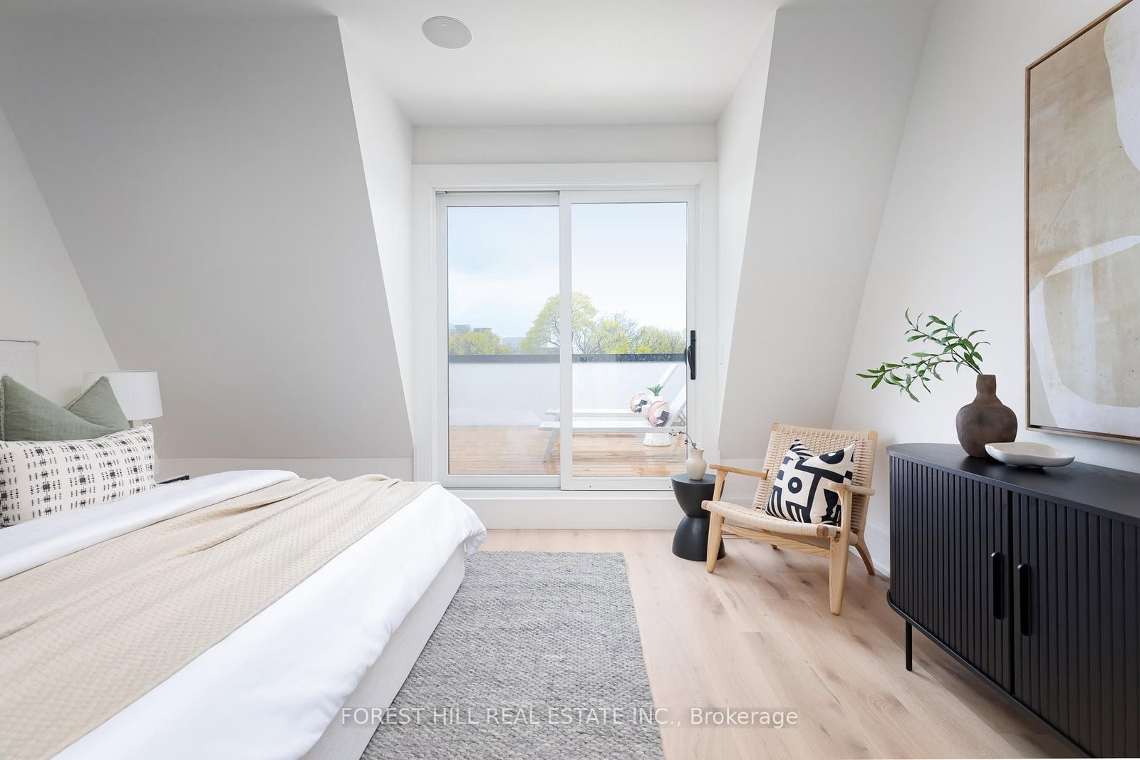 61 Foxley Street • Toronto, ON photo 36