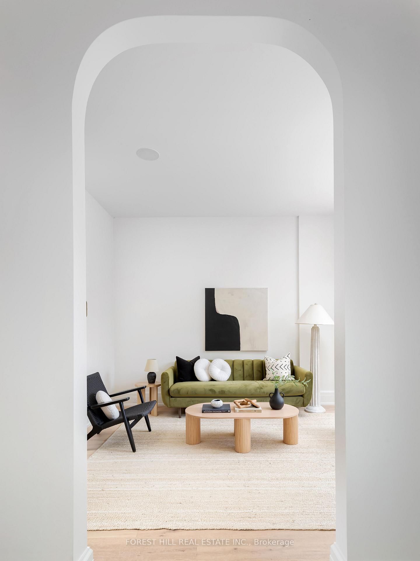 61 Foxley Street • Toronto, ON photo 4