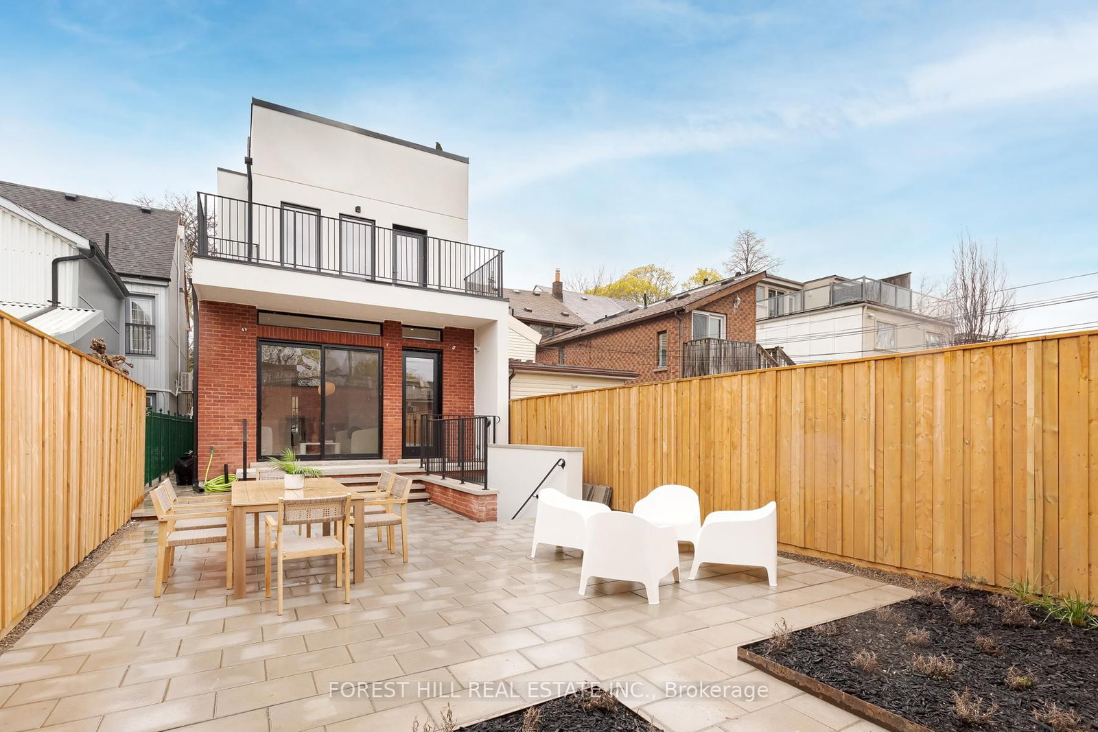 61 Foxley Street • Toronto, ON photo 50