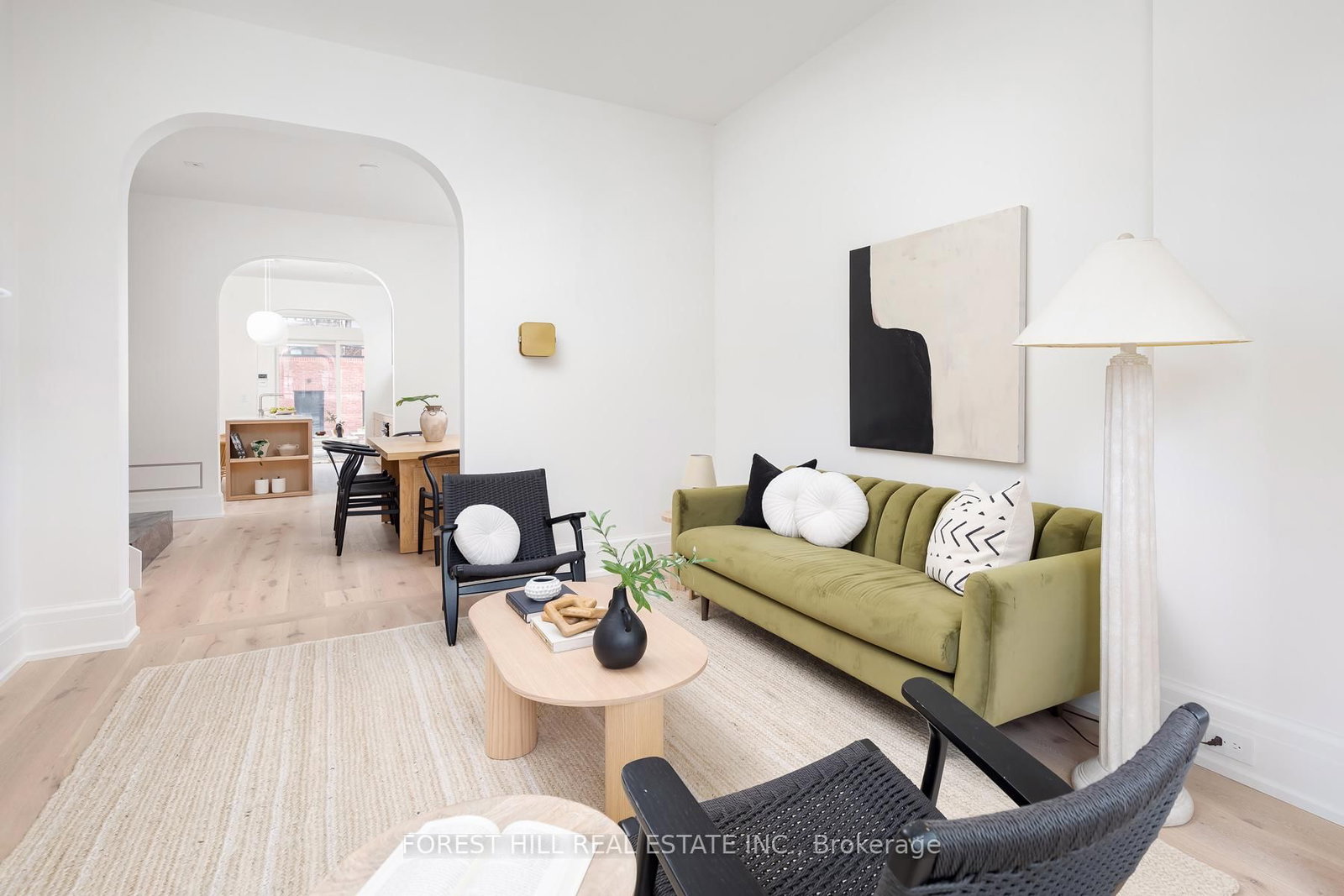 61 Foxley Street • Toronto, ON photo 7