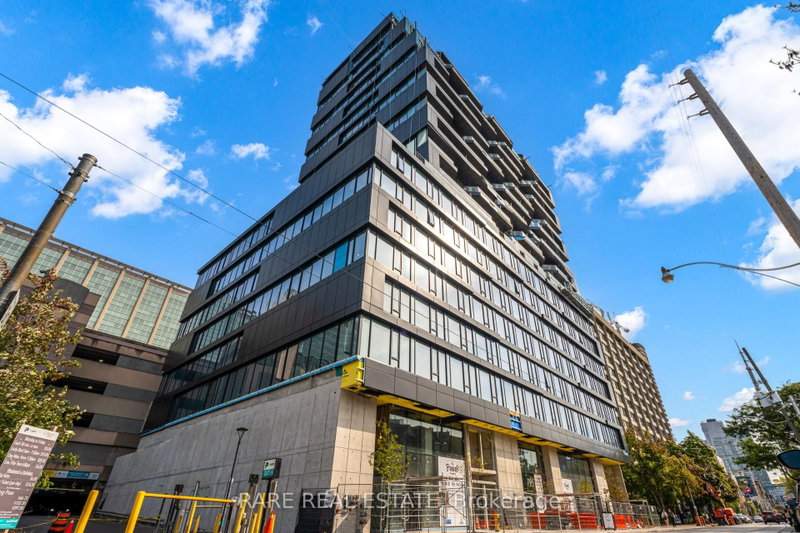 619 - 195 McCaul Street