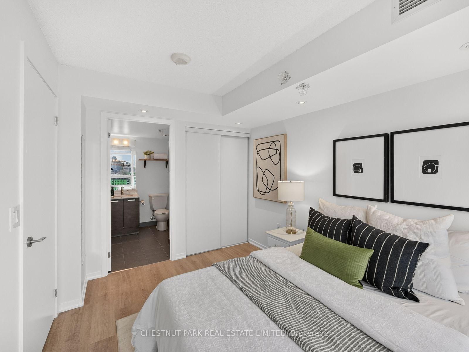 36 Lisgar Street • #2111E • Toronto, ON photo 14