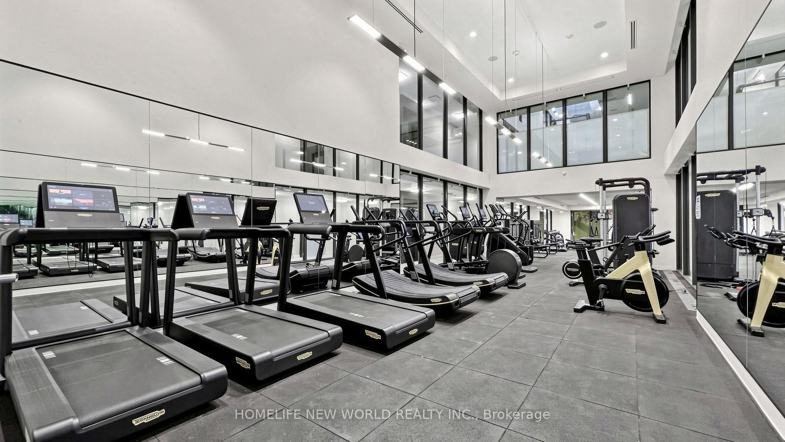 158 Front Street E • #813 • Toronto, ON photo 42
