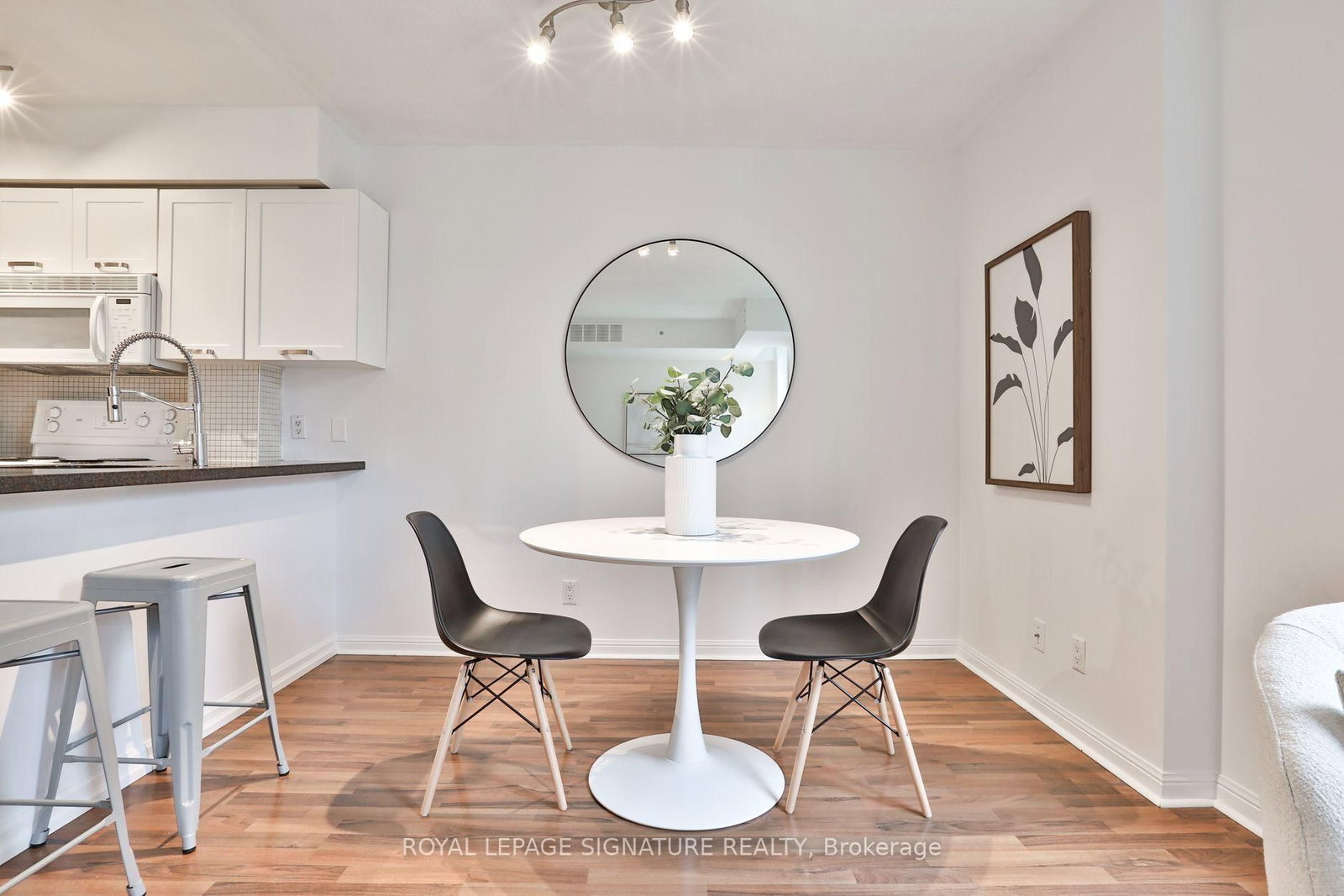 92 Strachan Avenue • #635 • Toronto, ON photo 11