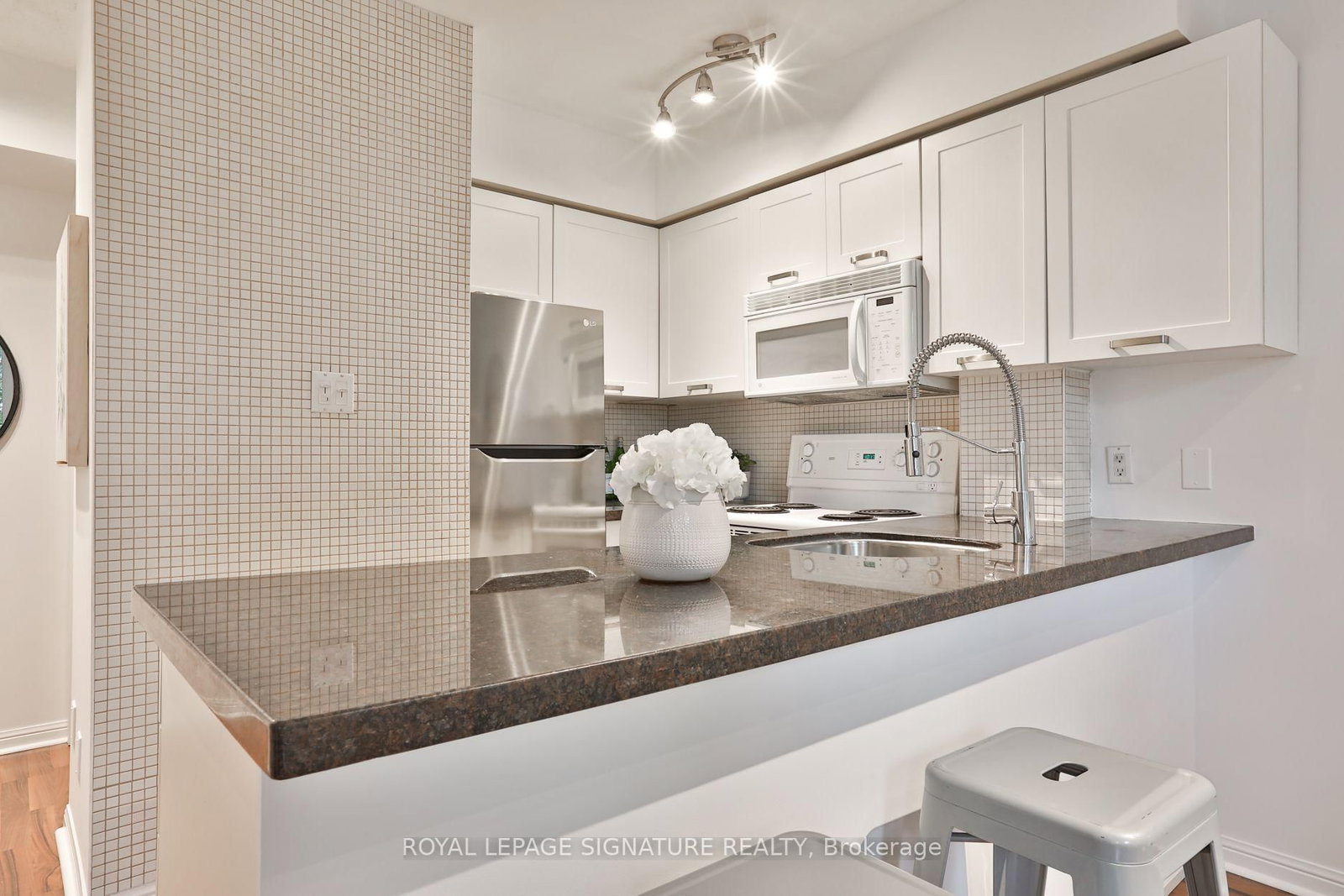 92 Strachan Avenue • #635 • Toronto, ON photo 12