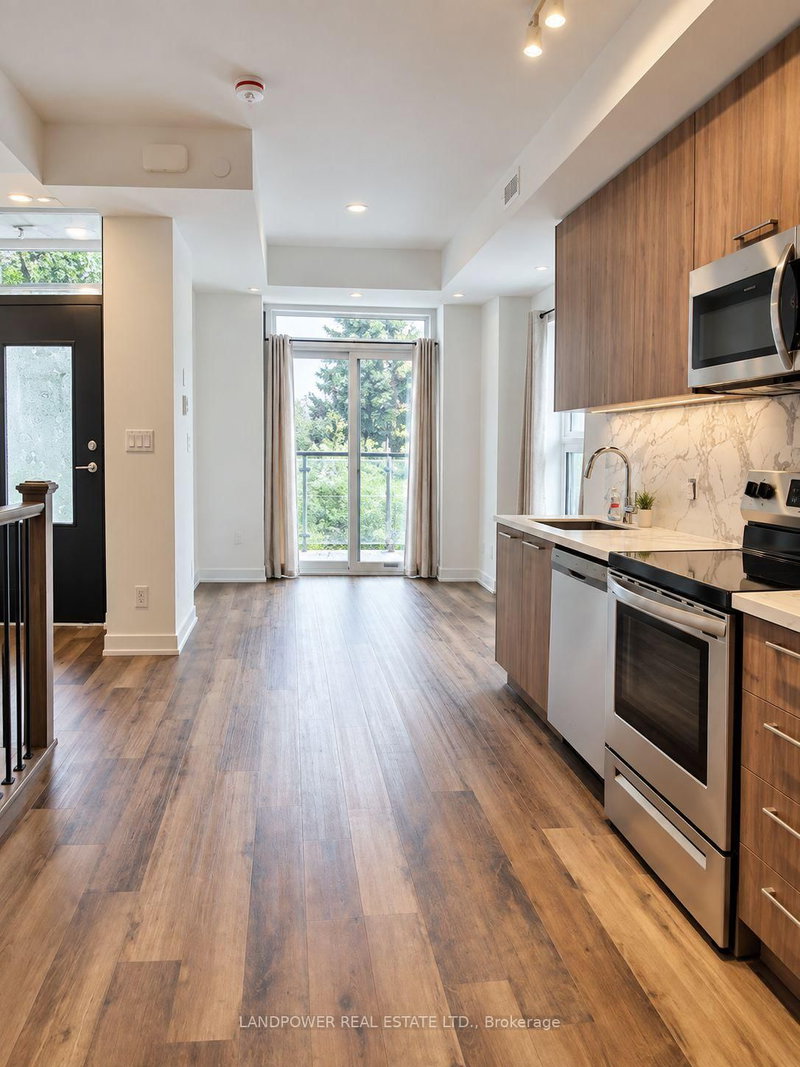 21 - 51 Winlock Park