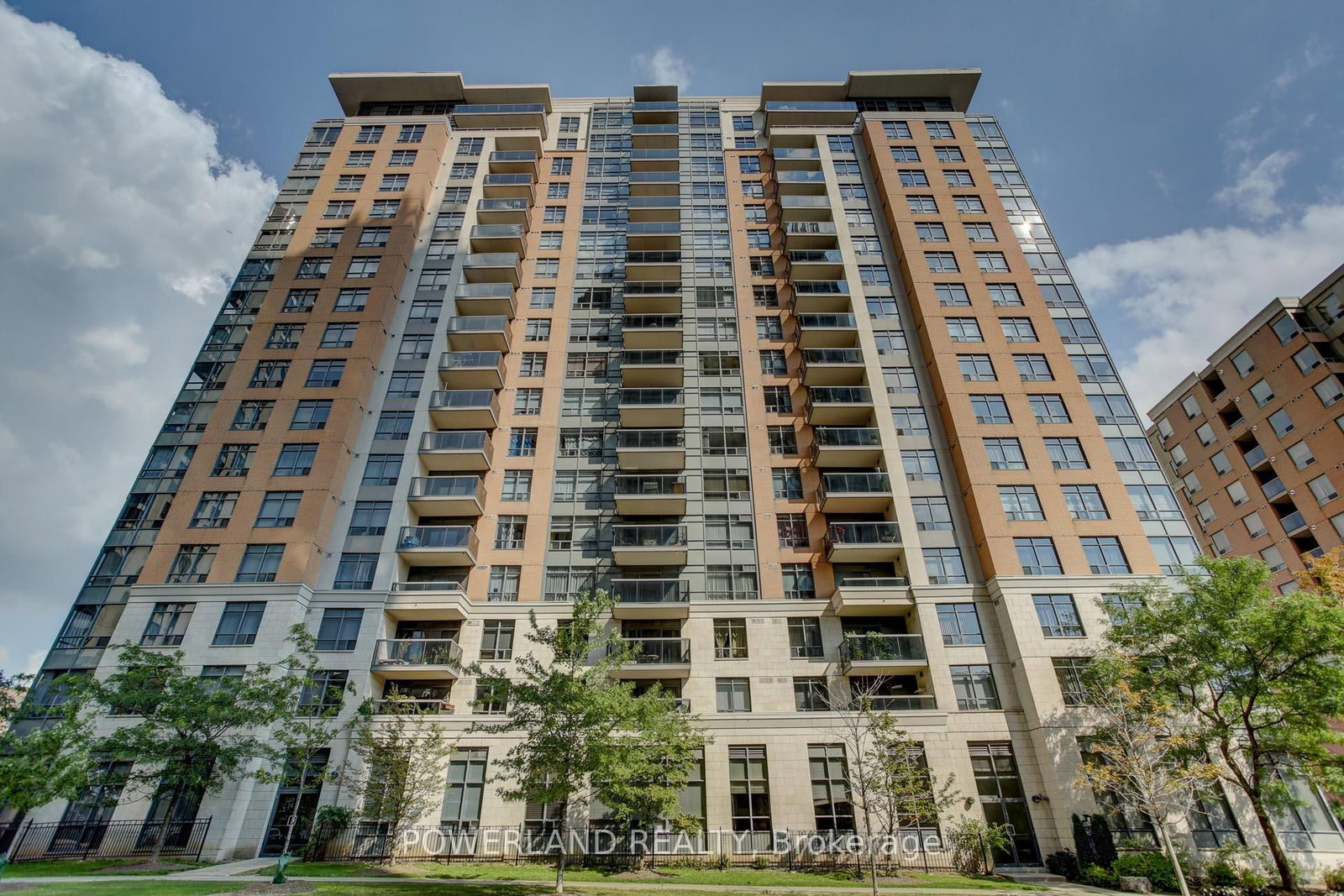 880 Grandview Way • #809 • Toronto, ON photo 17