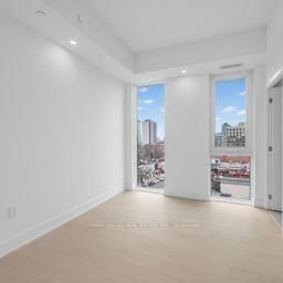 8 Manor Road W • #807 • Toronto, ON photo 12
