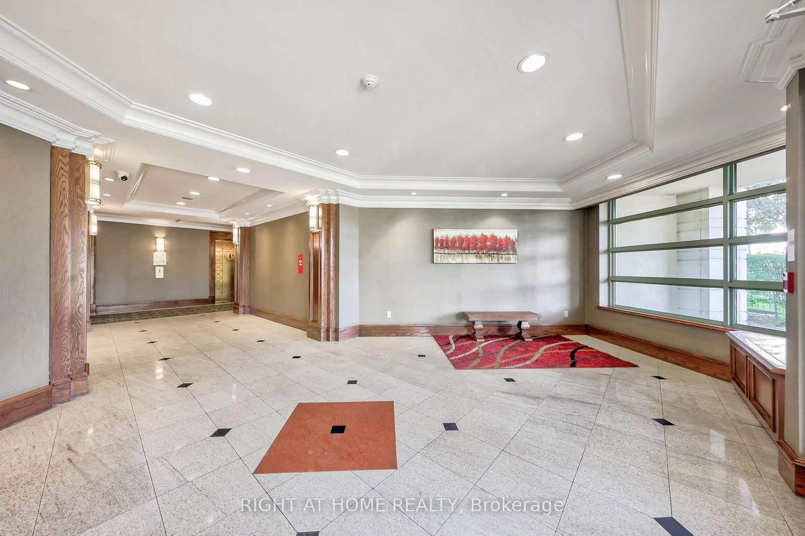 28 Pemberton Avenue • #706 • Toronto, ON photo 5