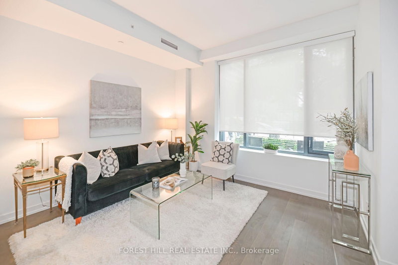 102 - 161 Roehampton Avenue