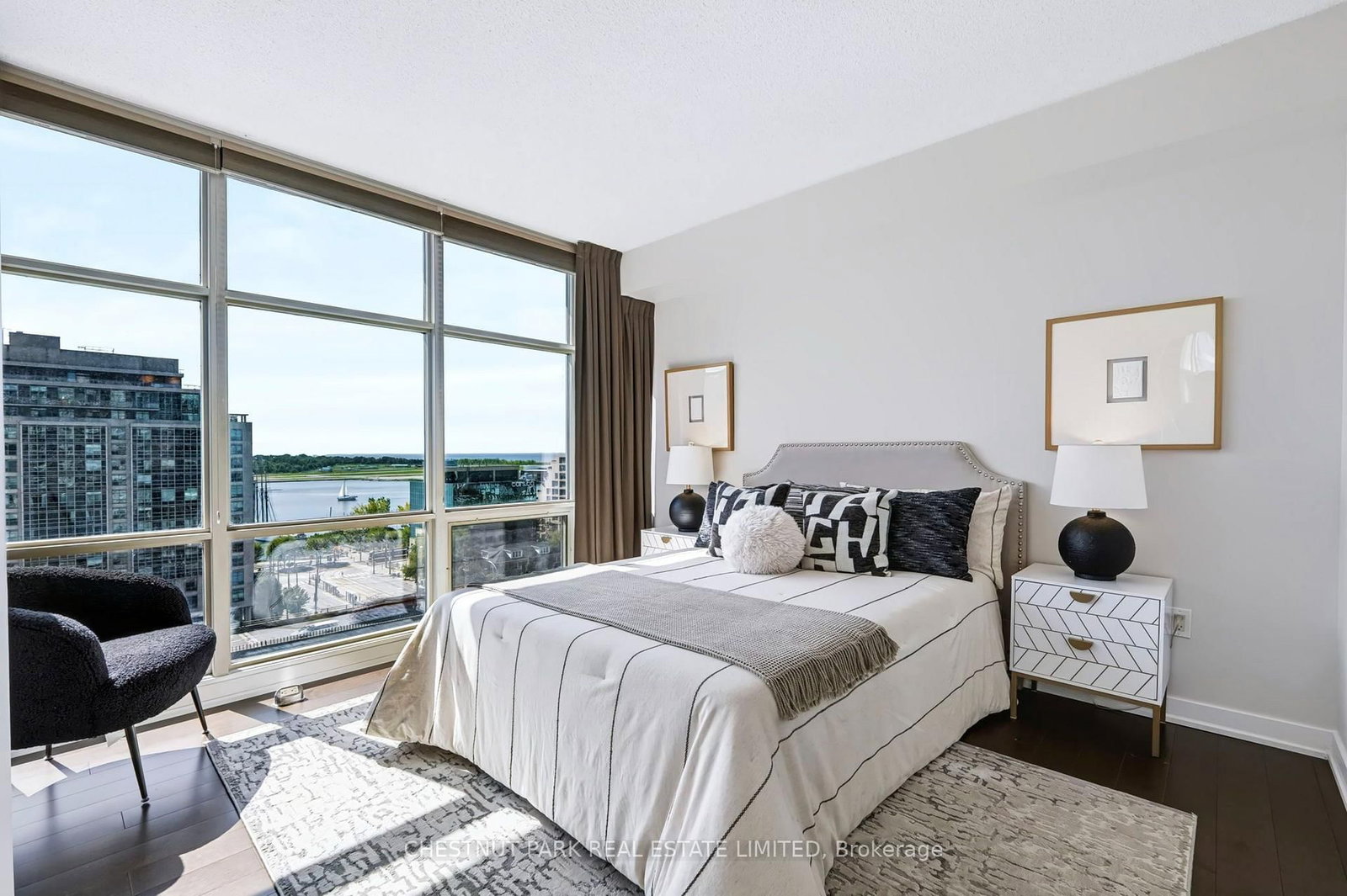 35 Mariner Terrace • #1209 • Toronto, ON photo 15