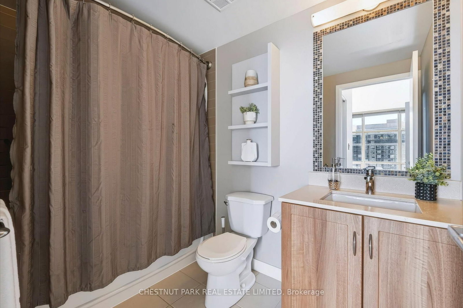 35 Mariner Terrace • #1209 • Toronto, ON photo 21