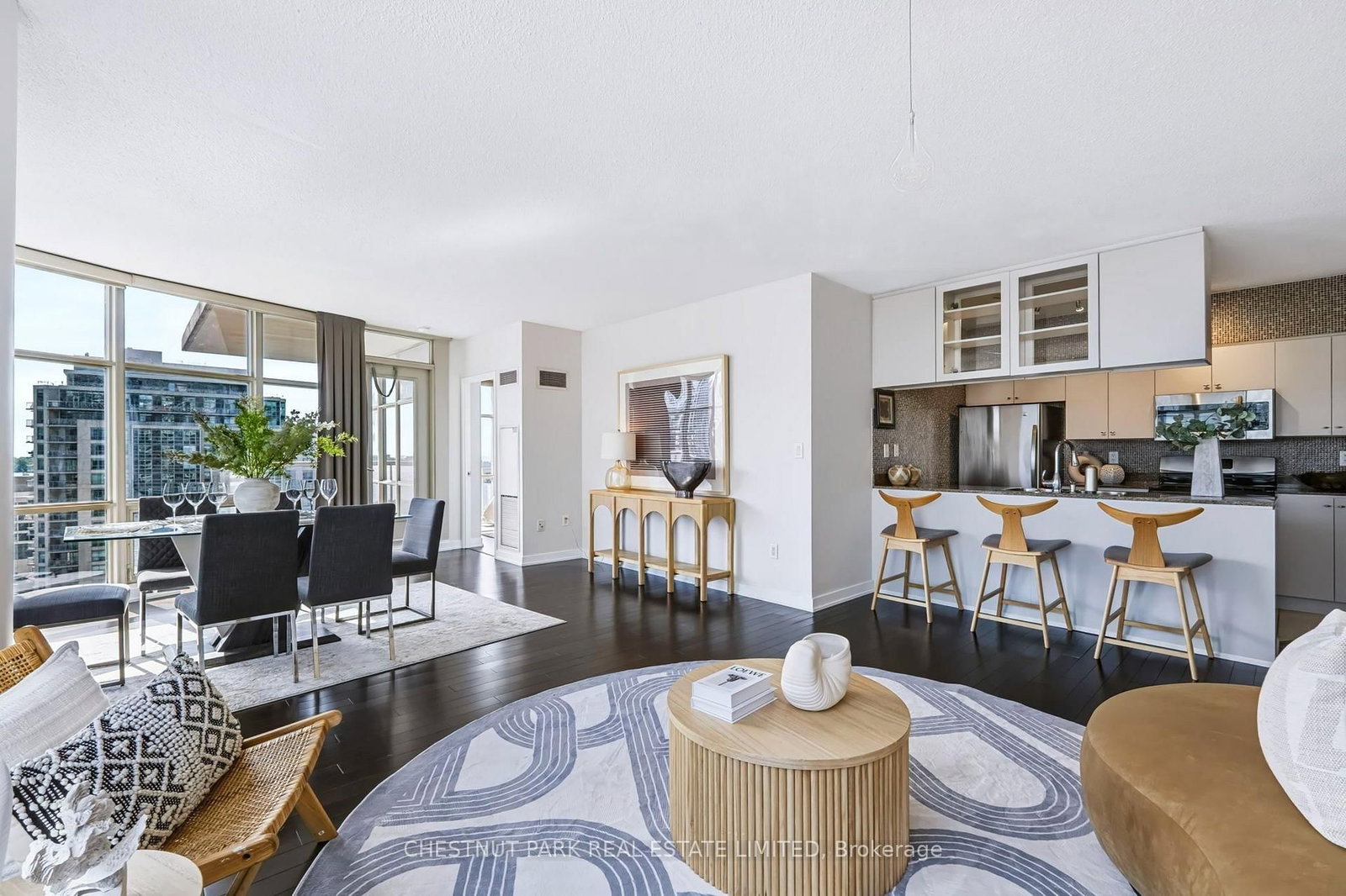 35 Mariner Terrace • #1209 • Toronto, ON photo 3
