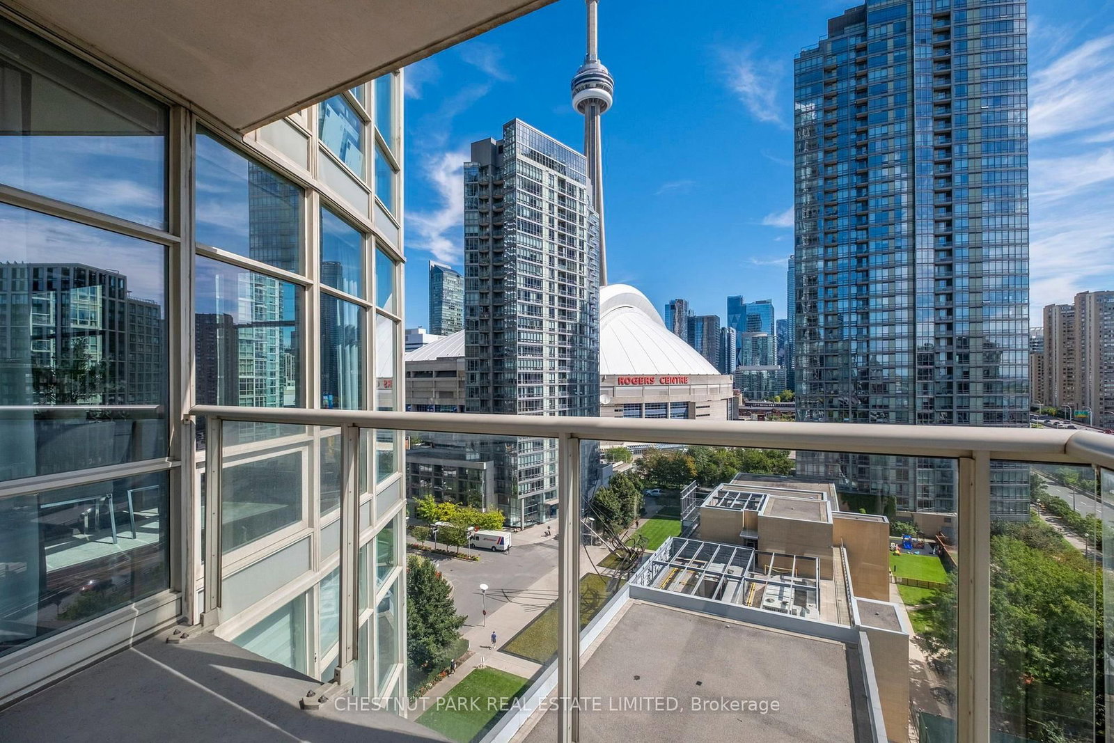 35 Mariner Terrace • #1209 • Toronto, ON photo 31