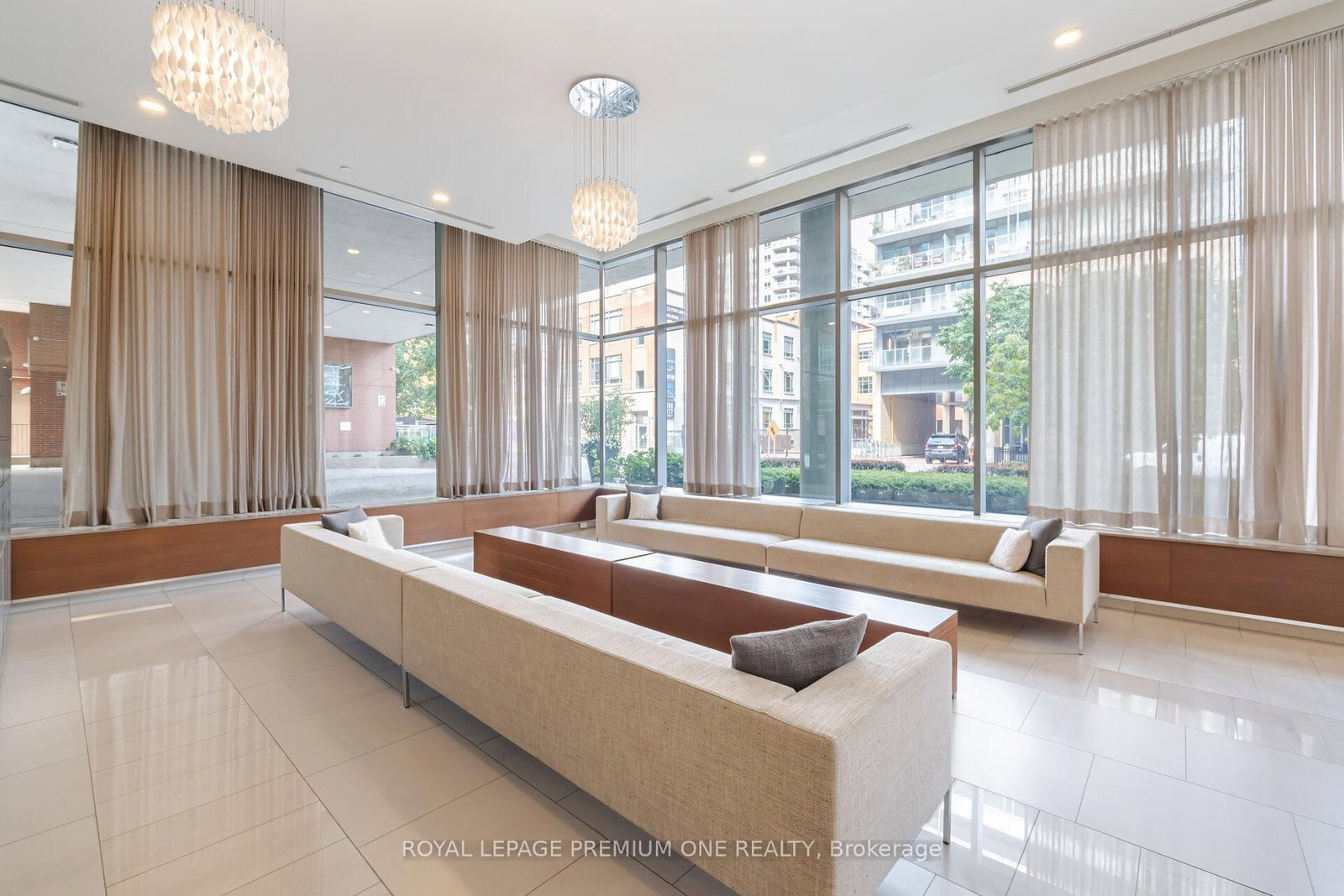 112 George Street • #S430 • Toronto, ON photo 4