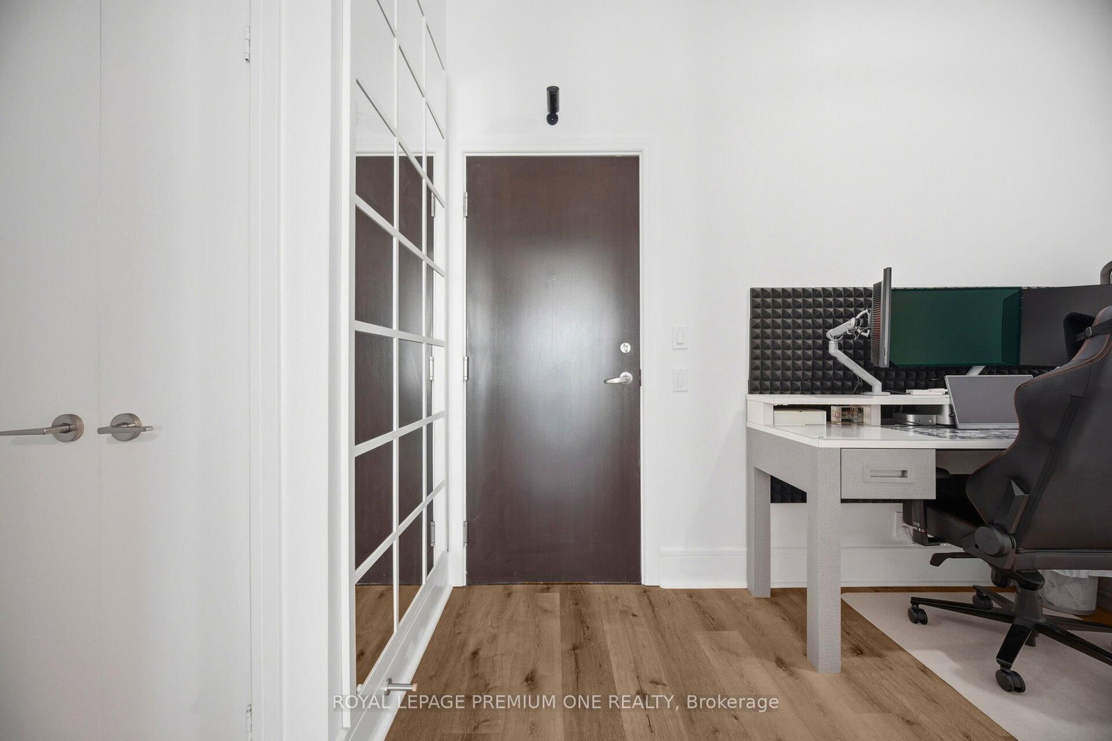 112 George Street • #S430 • Toronto, ON photo 6