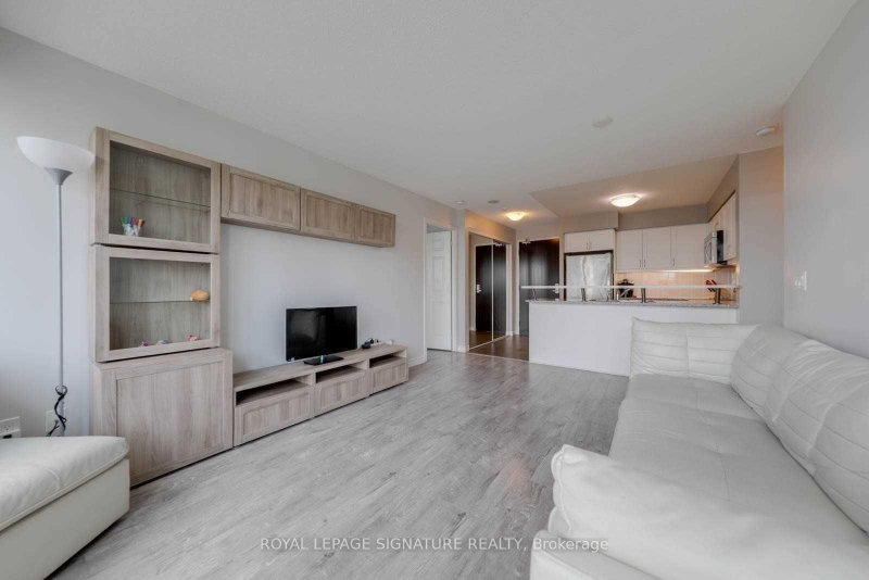 1609 - 25 Lower Simcoe Street
