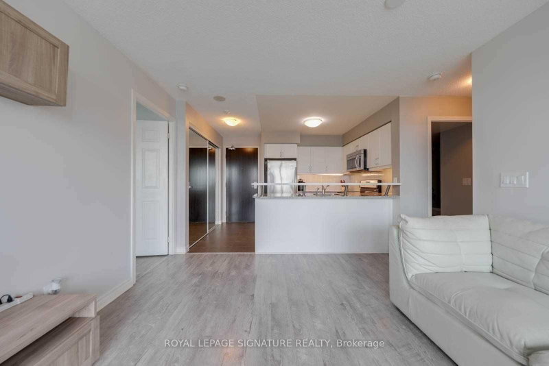 1609 - 25 Lower Simcoe Street
