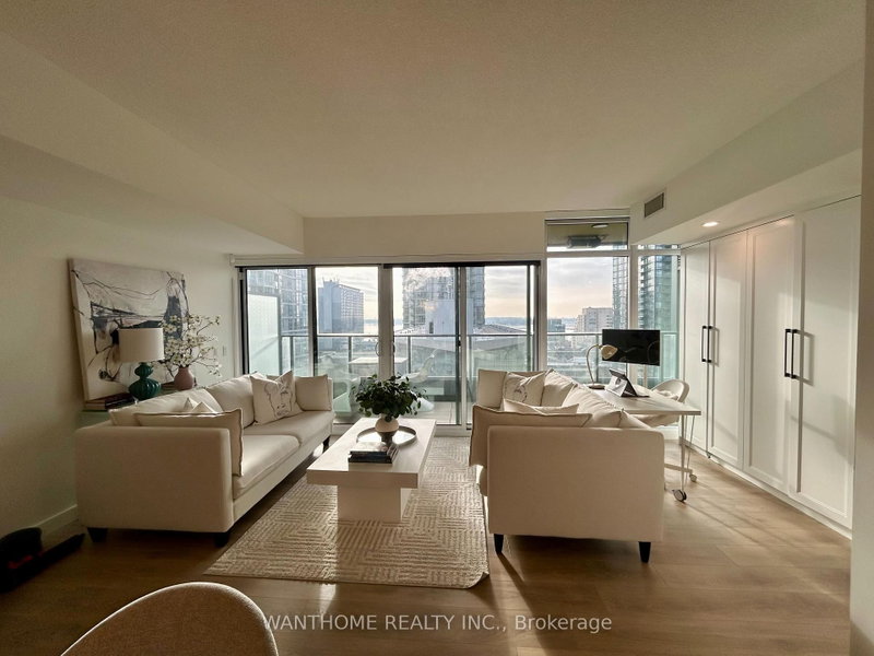 921 - 3 Concord Cityplace Way