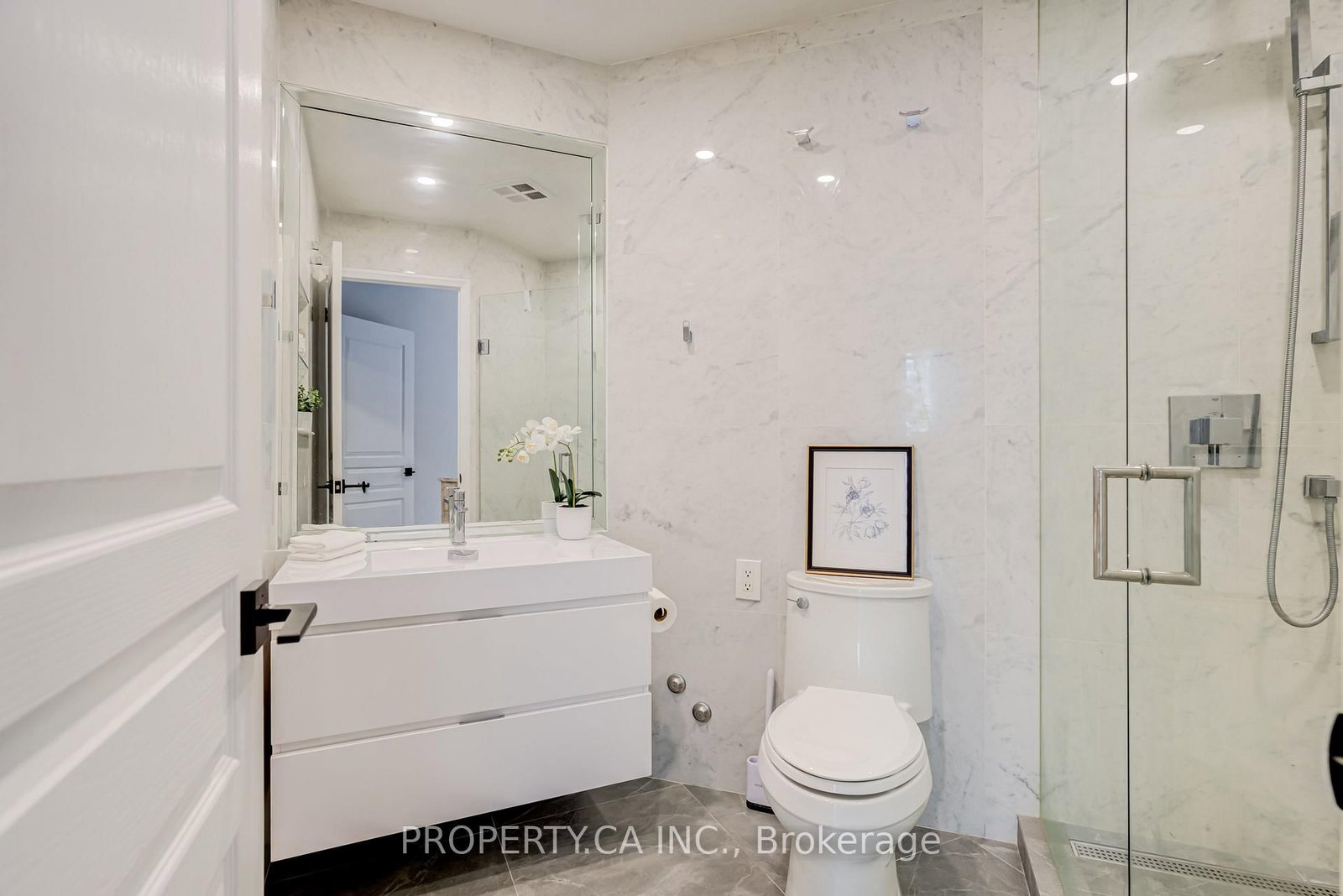 1121 Bay Street • #904 • Toronto, ON photo 16