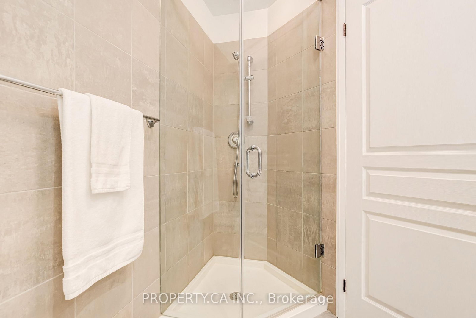 1121 Bay Street • #904 • Toronto, ON photo 21