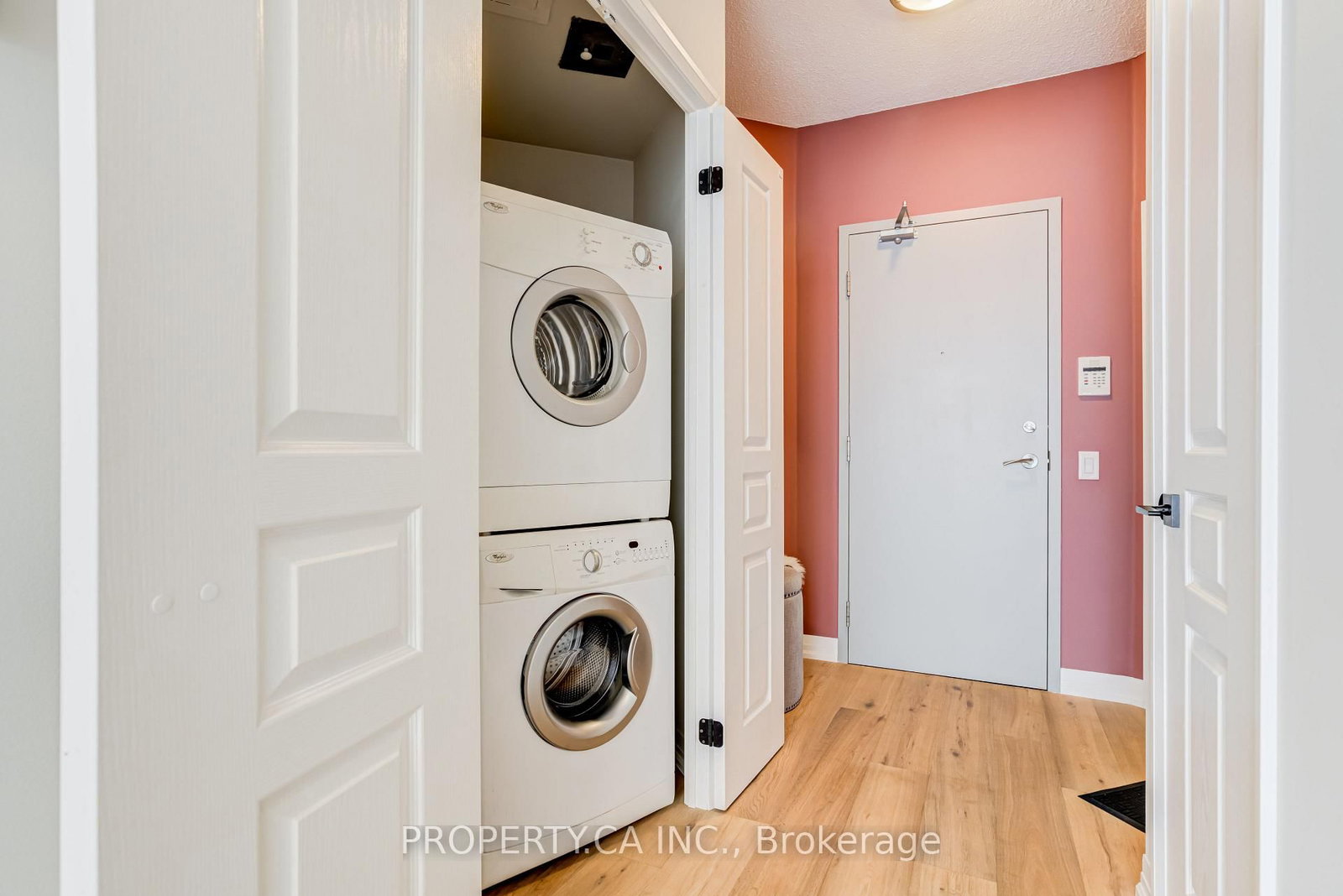1121 Bay Street • #904 • Toronto, ON photo 23