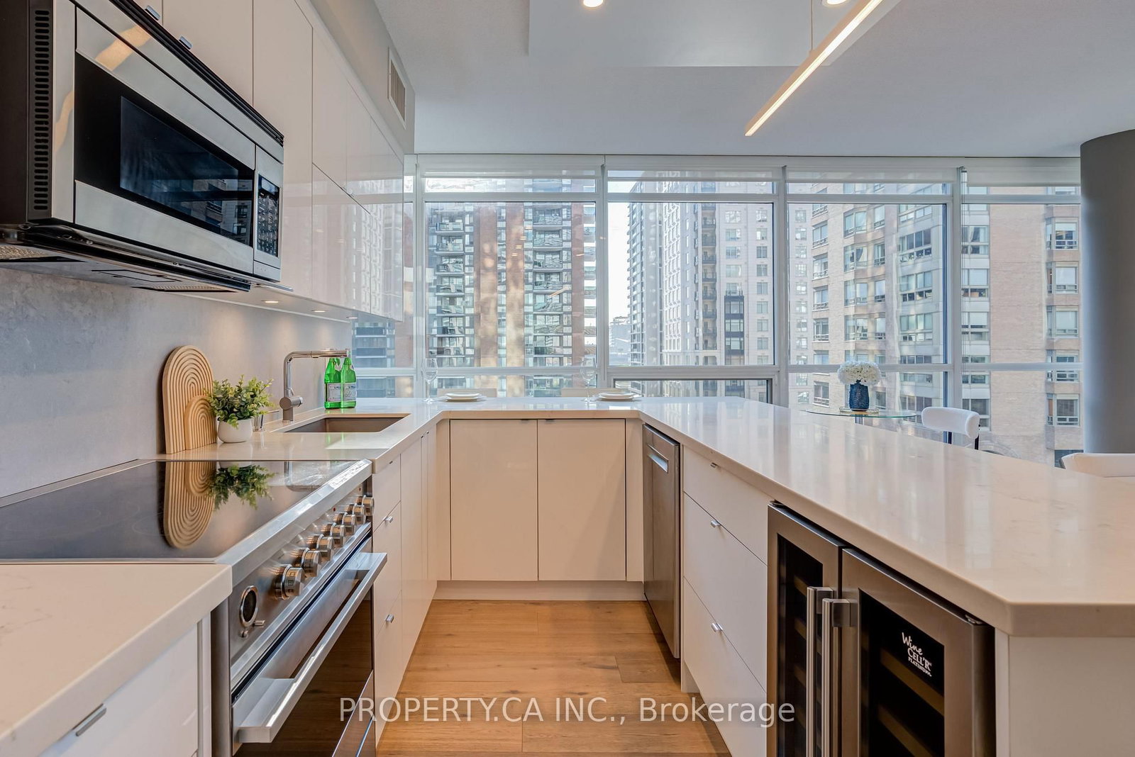 1121 Bay Street • #904 • Toronto, ON photo 9