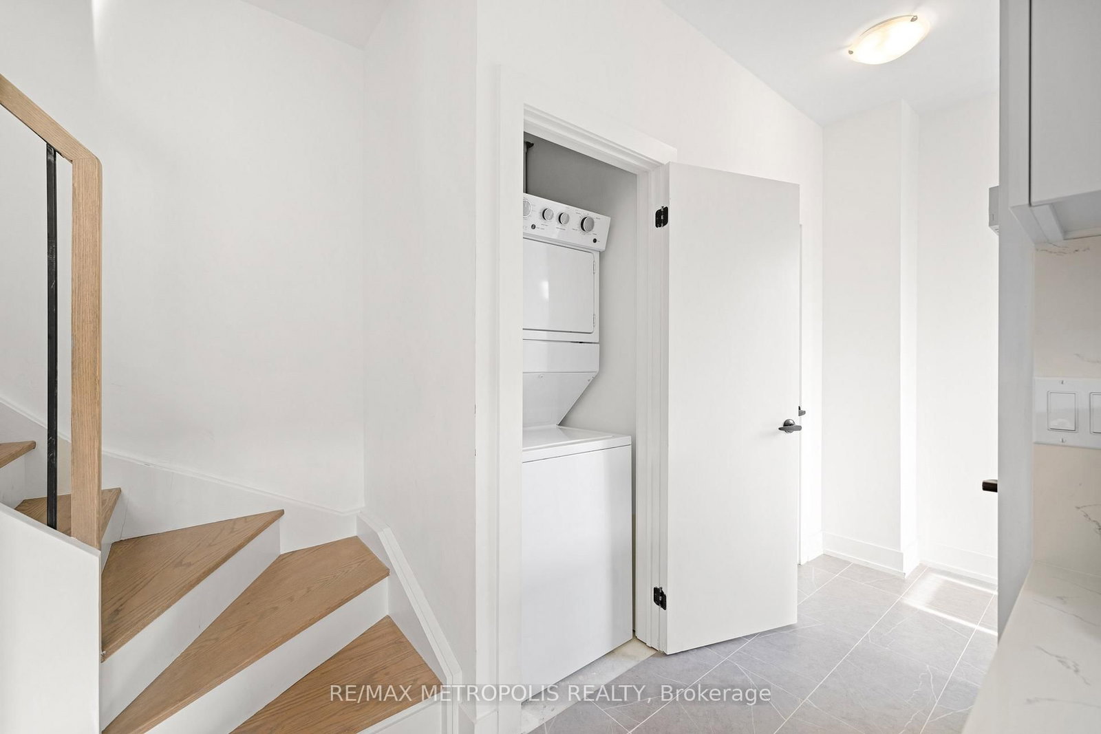 447 Lansdowne Avenue • Toronto, ON photo 40