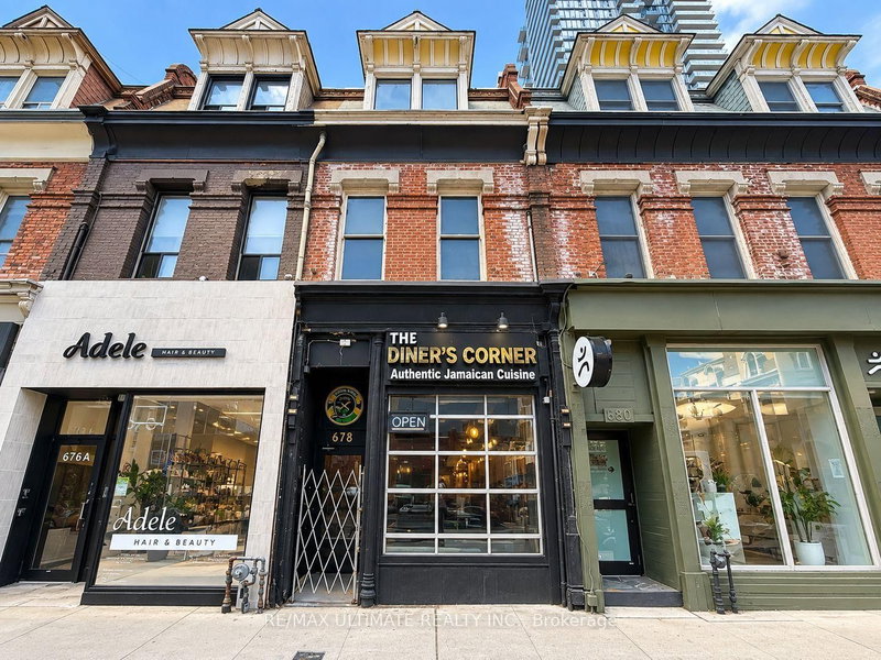 678 Yonge St photo 1
