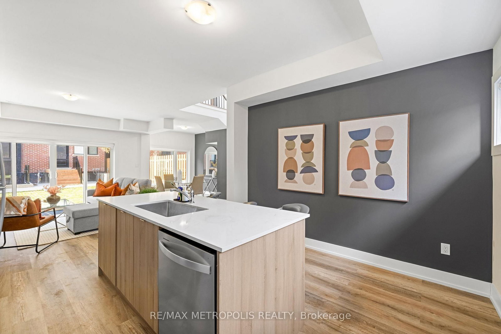449 Lansdowne Avenue • Toronto, ON photo 34