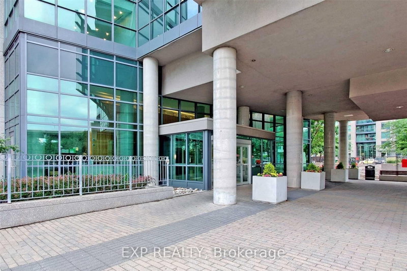202 - 215 Fort York Boulevard