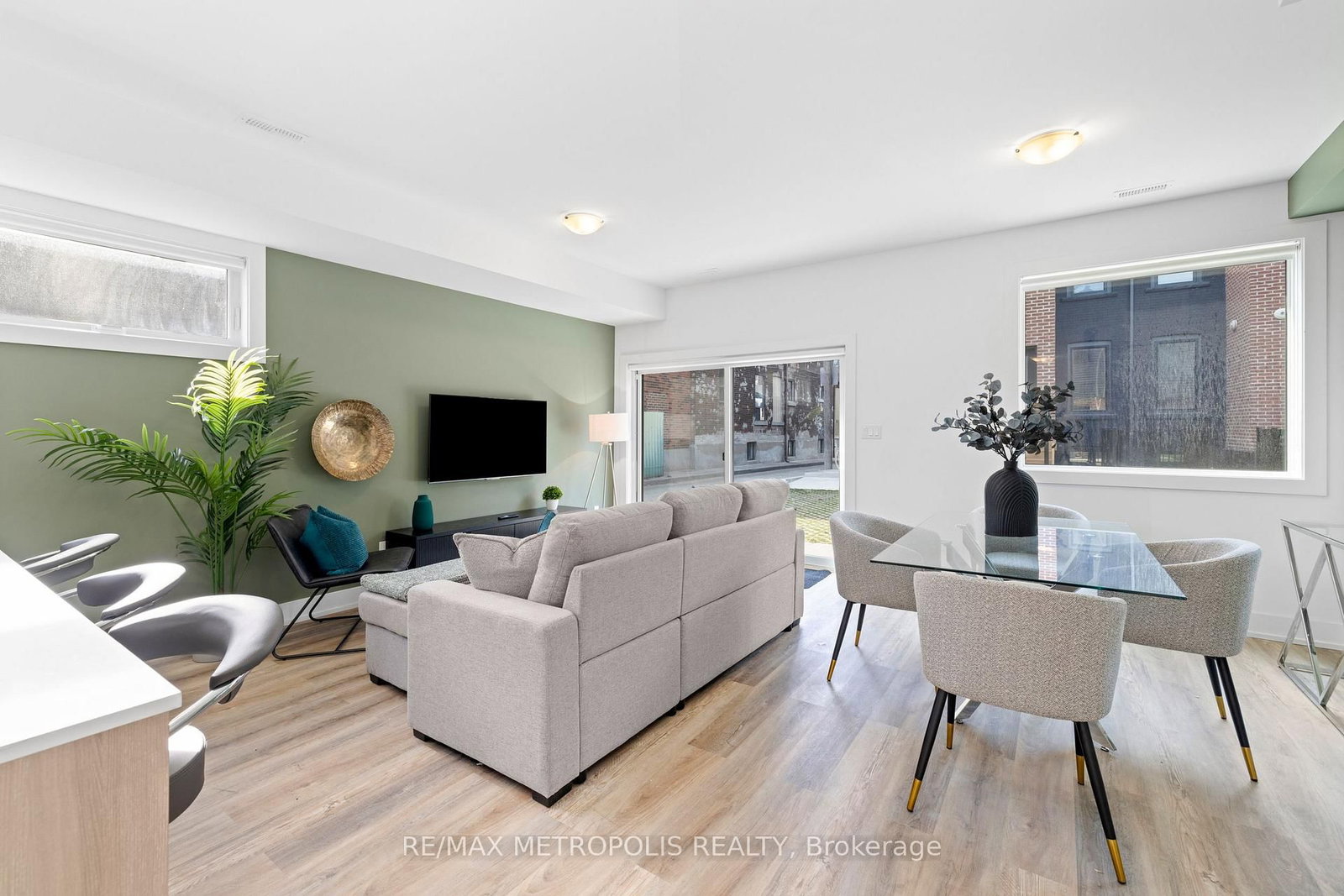 447 - 449 Lansdowne Avenue • Toronto, ON photo 19