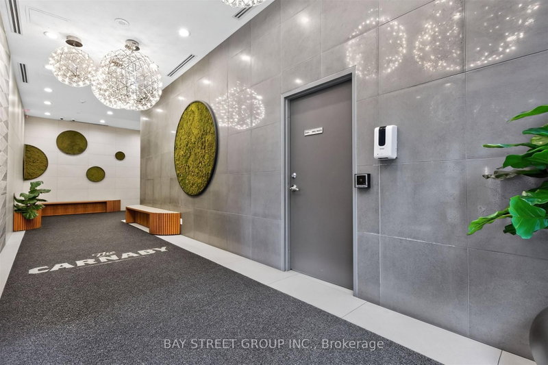 211 - 20 minowan miikan Lane W