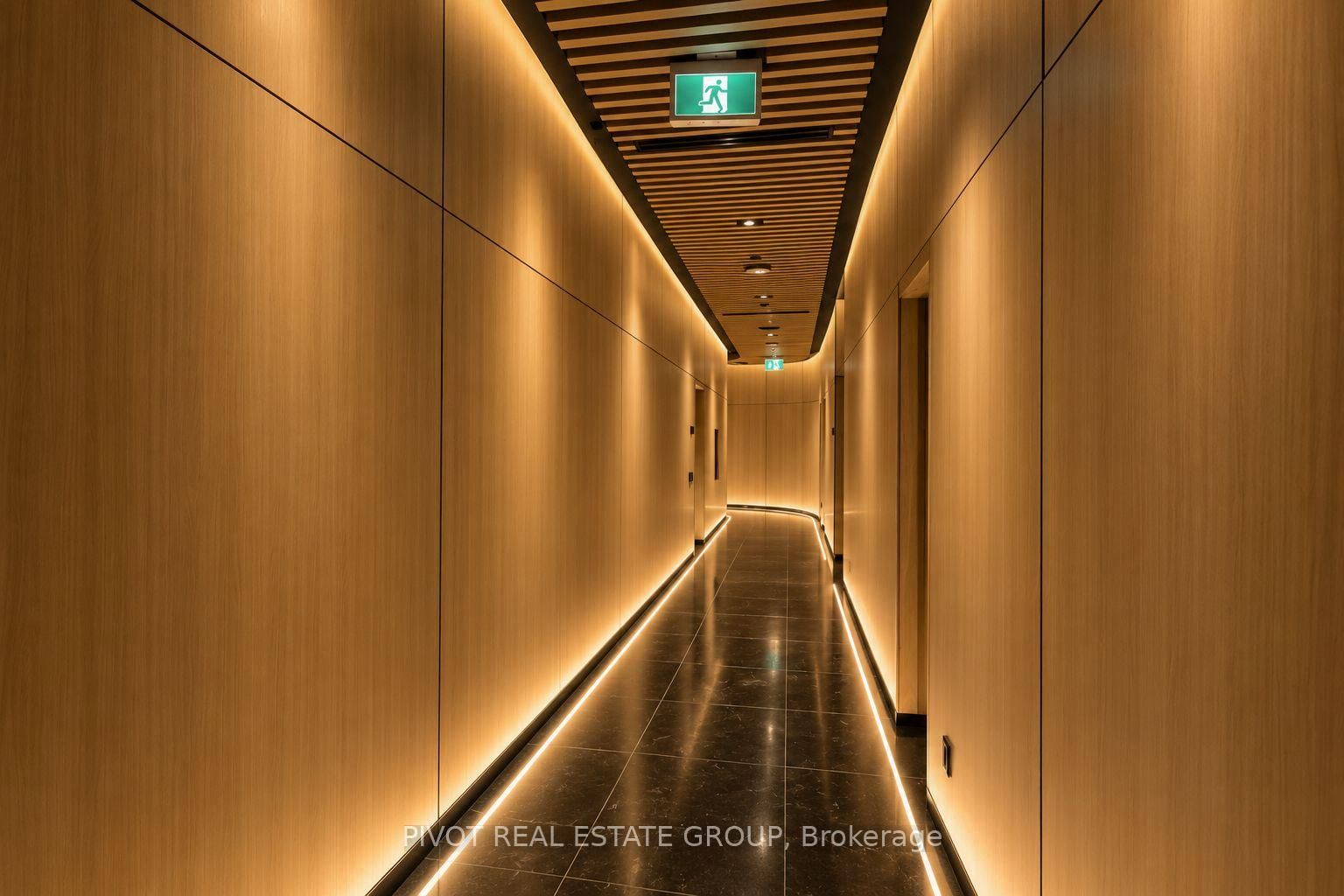 15 Mercer Street • #3201 • Toronto, ON photo 6