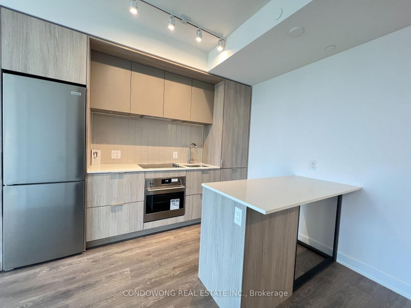 3112 - 130 River Street