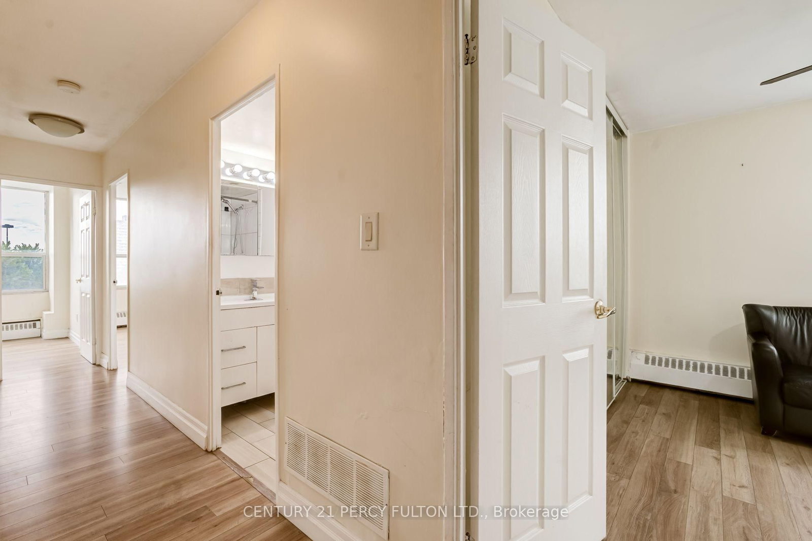 5 Vicora Linkway • ##614 • Toronto, ON photo 26