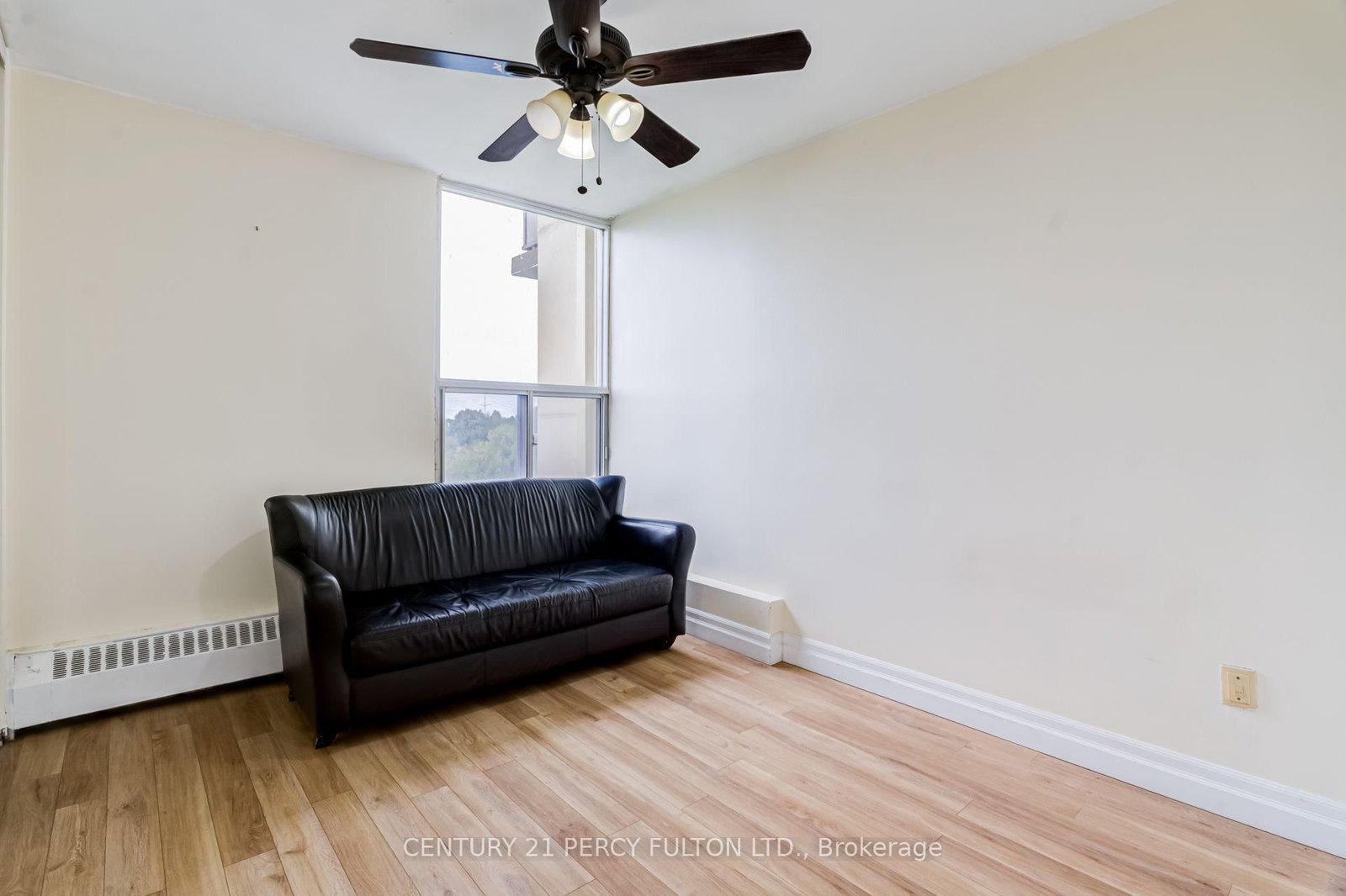 5 Vicora Linkway • ##614 • Toronto, ON photo 27