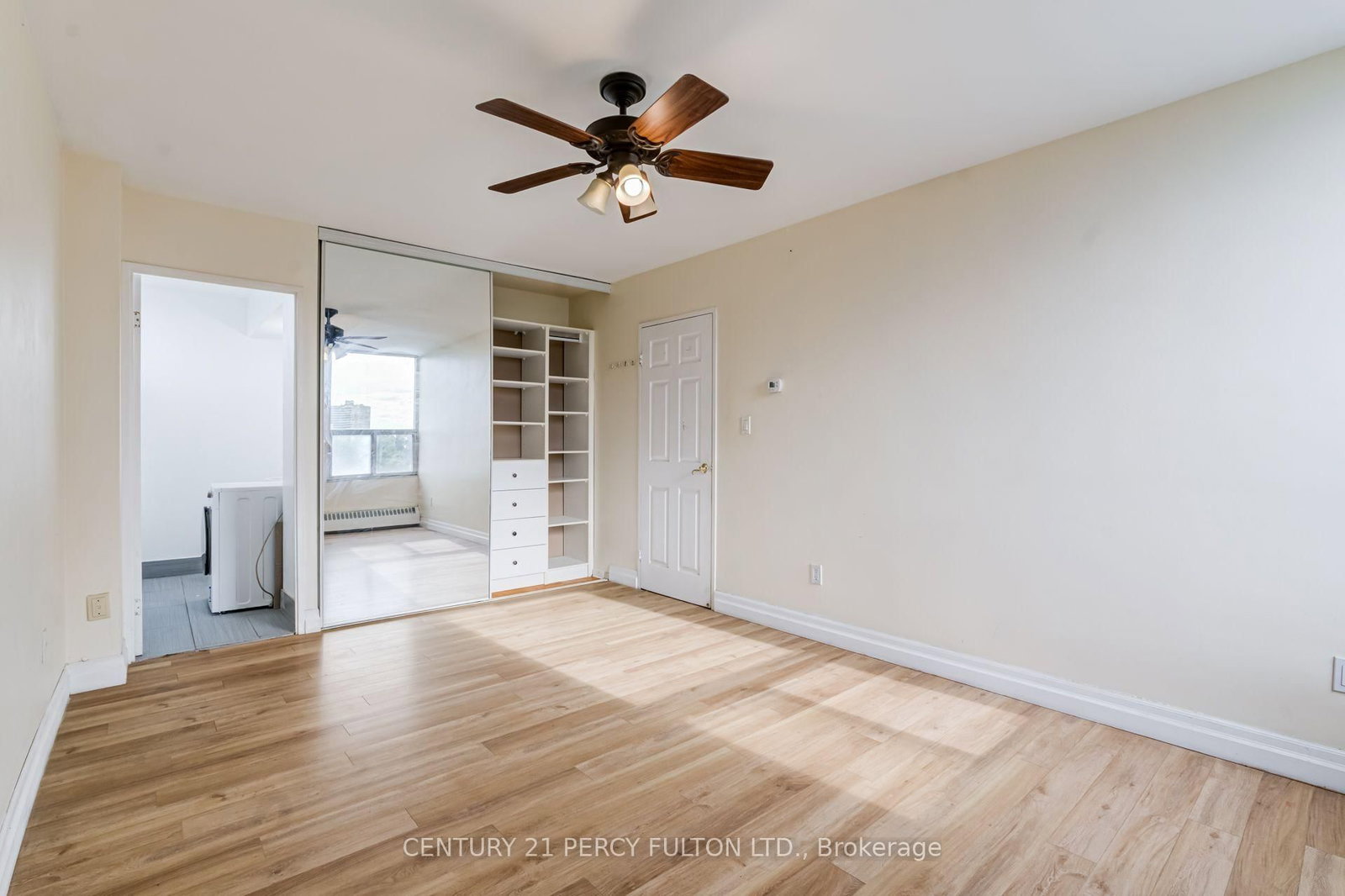 5 Vicora Linkway • ##614 • Toronto, ON photo 31
