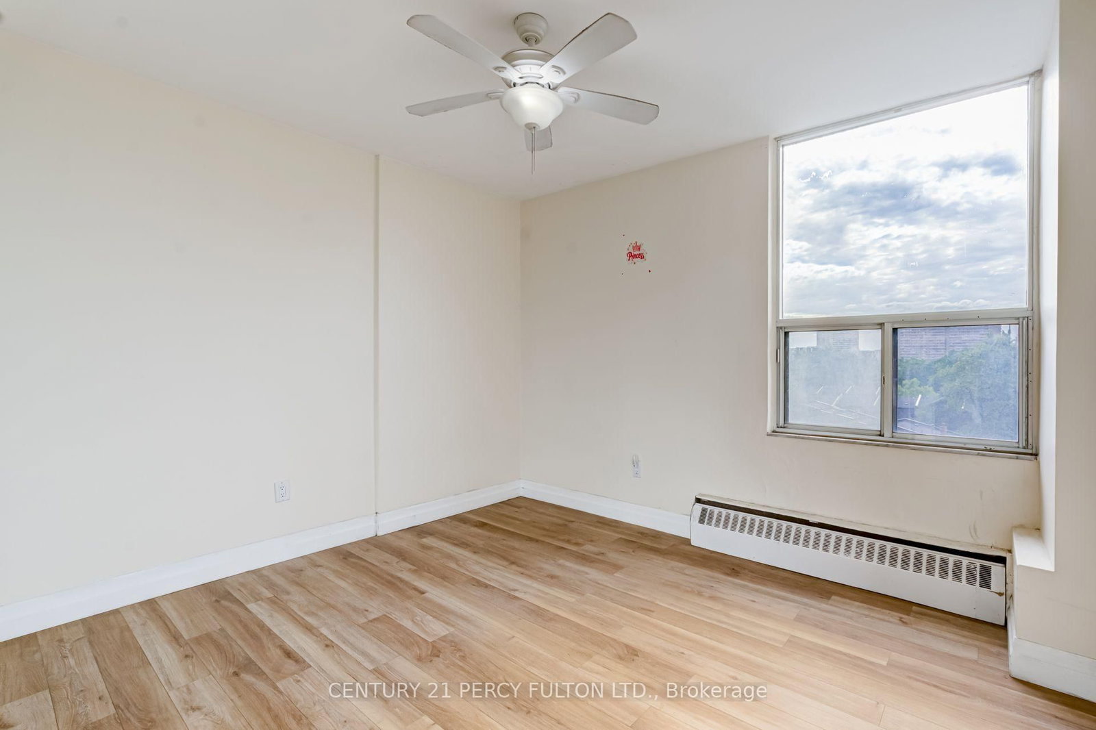5 Vicora Linkway • ##614 • Toronto, ON photo 34