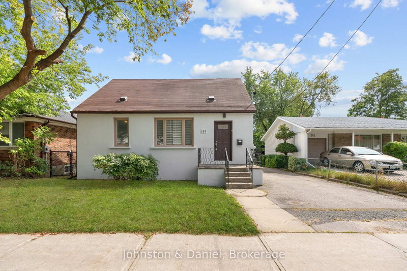 107 Finch Avenue E
