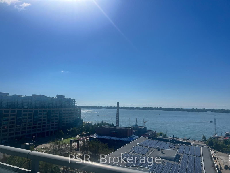 1507 - 228 Queens Quay W