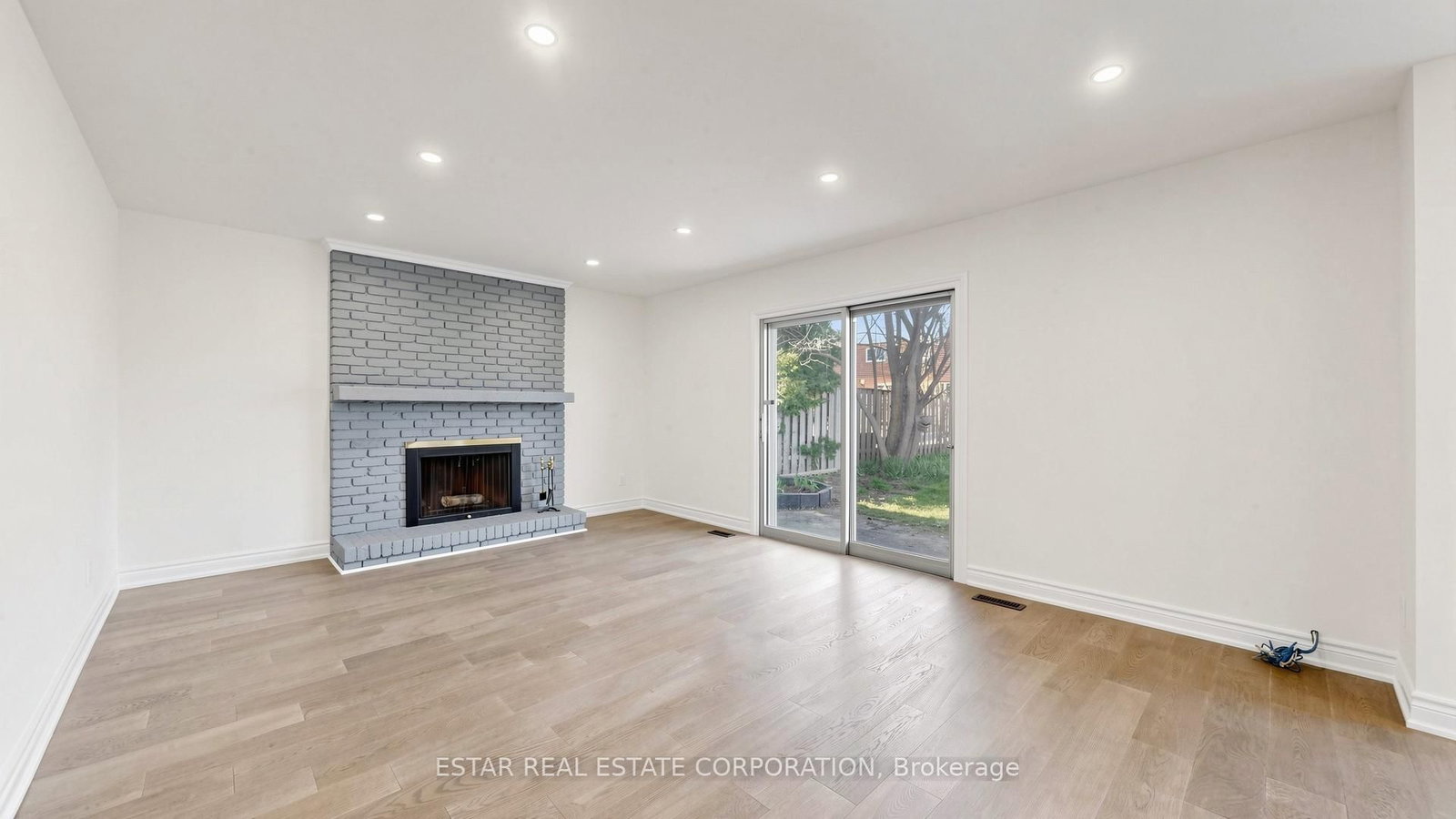 91 Whitehorn Crescent • Toronto, ON photo 12
