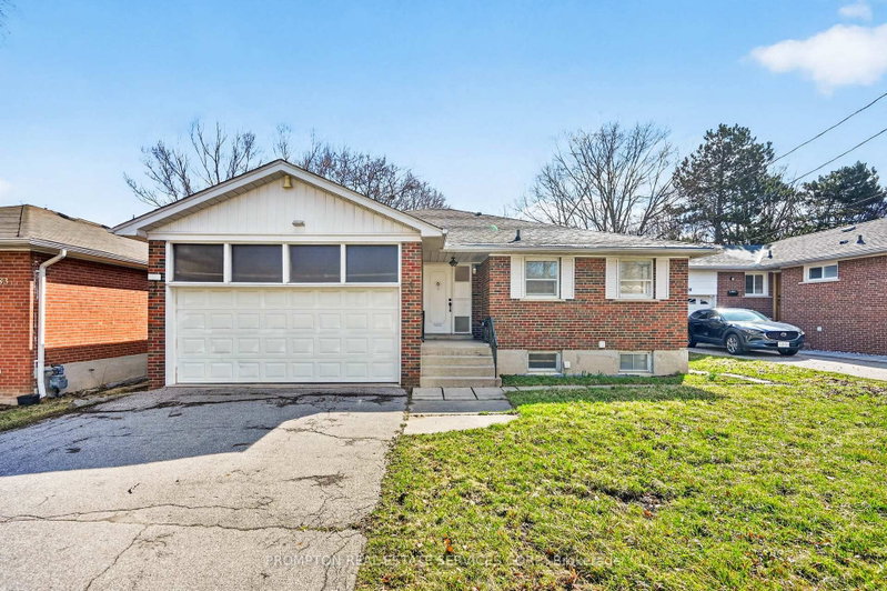 81 Maxome Avenue