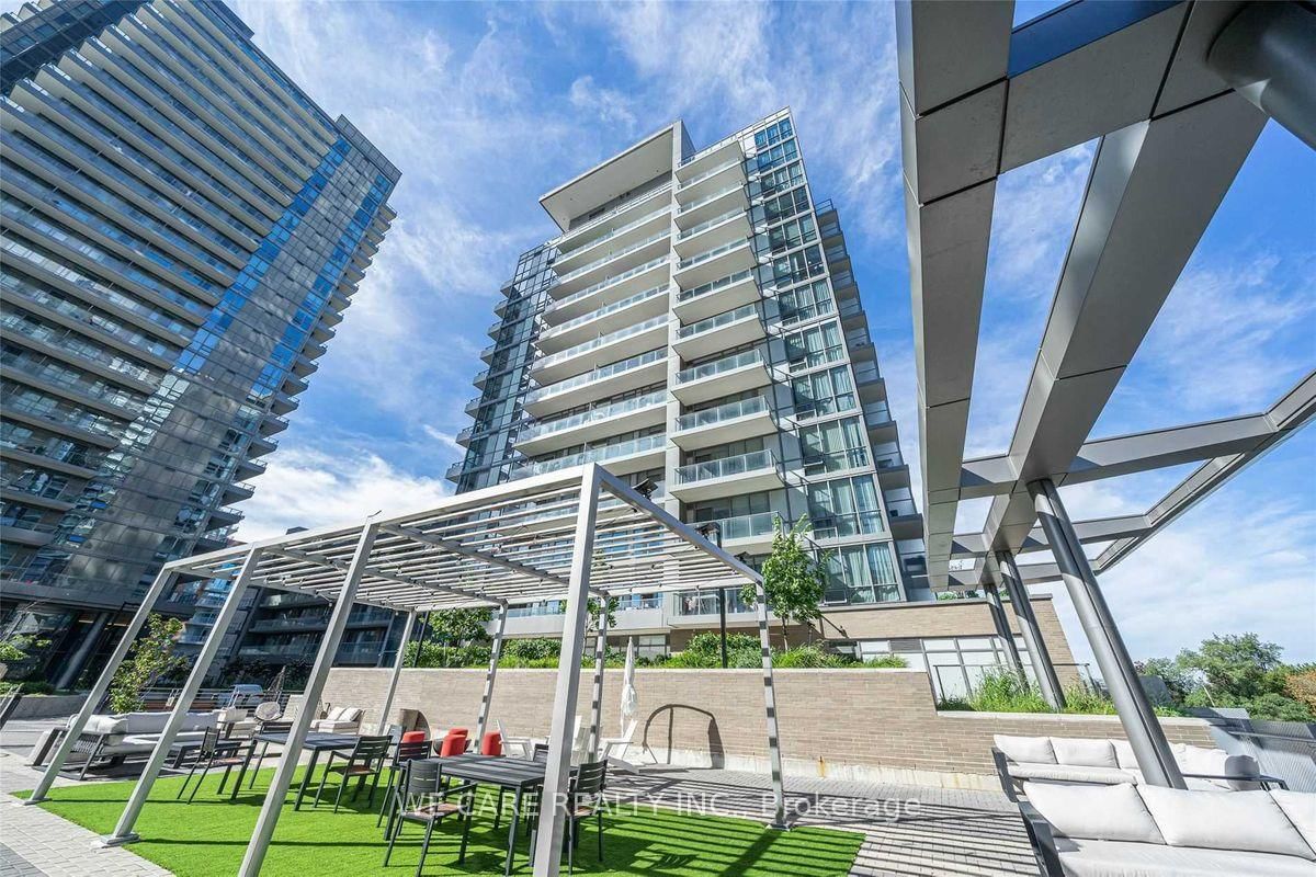 305 - 52 Forest Manor Road, Toronto 2