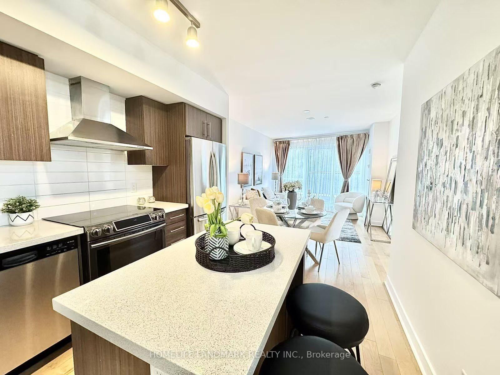 58 Orchard View Boulevard • #209 • Toronto, ON photo 5