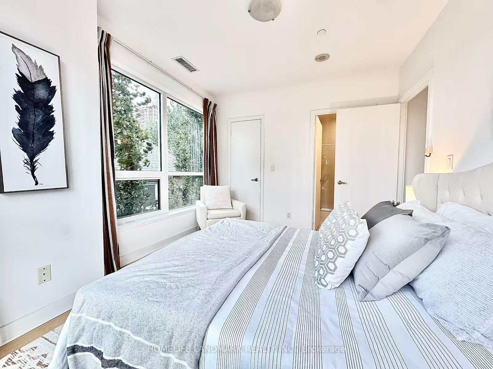 58 Orchard View Boulevard • #209 • Toronto, ON photo 9