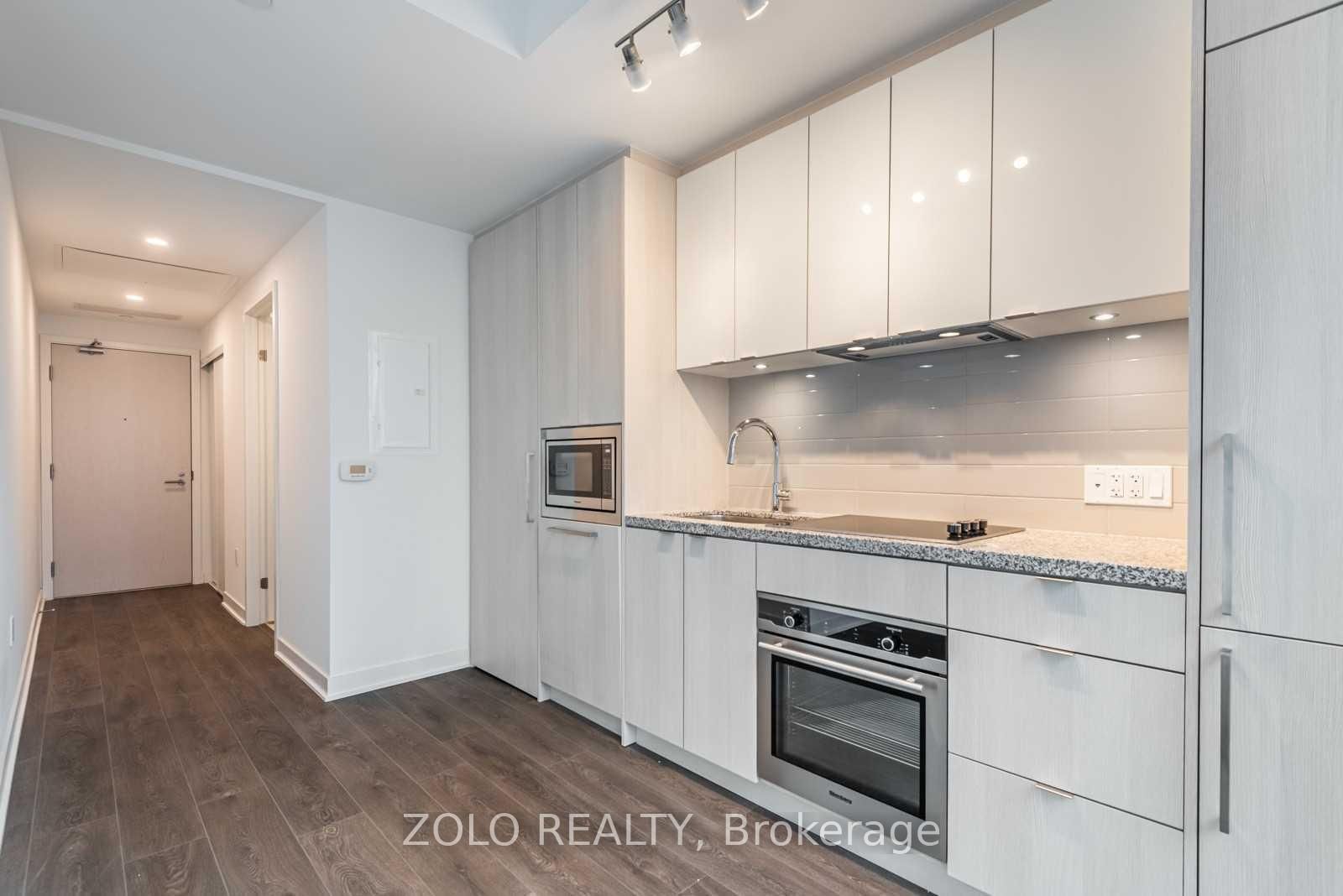 1811-115 Blue Jays Way, Toronto, view 3