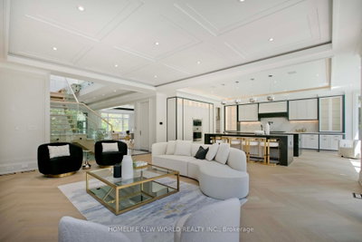47 Tournament Drive • Toronto, ON photo 8