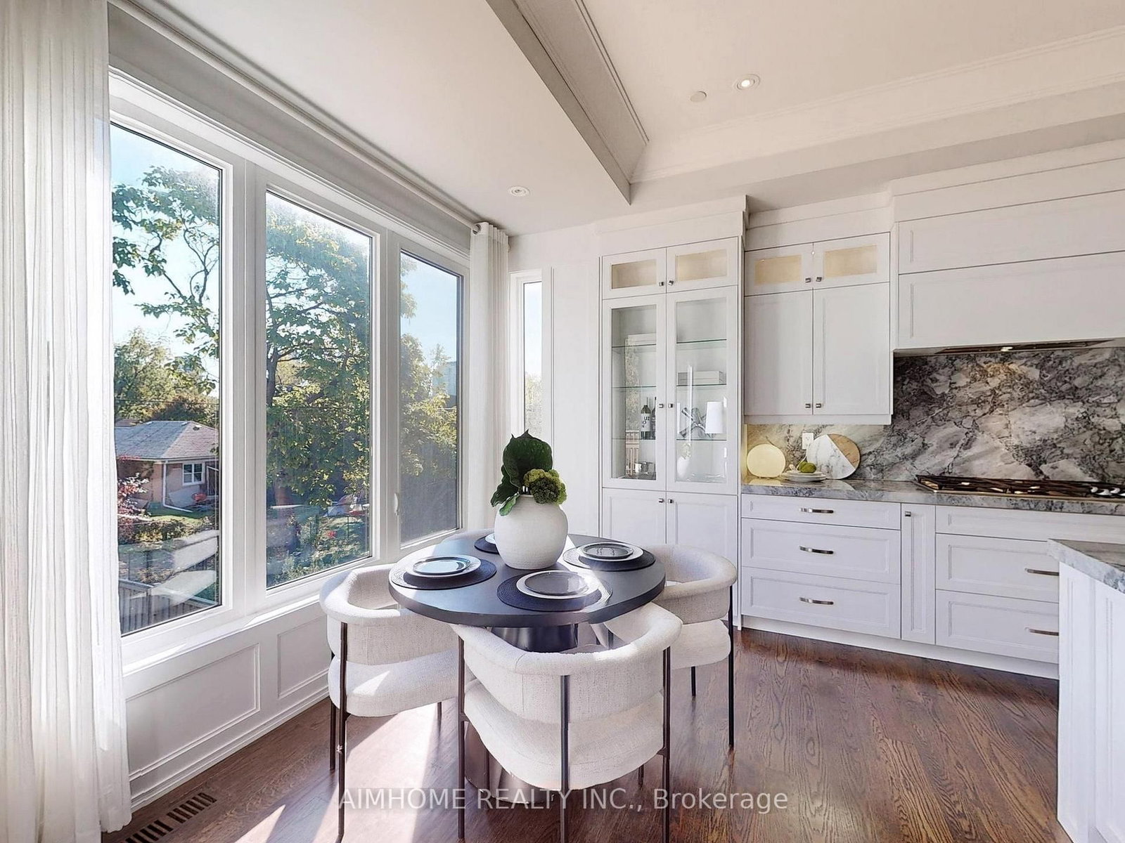 143 Kingsdale Avenue • Toronto, ON photo 13