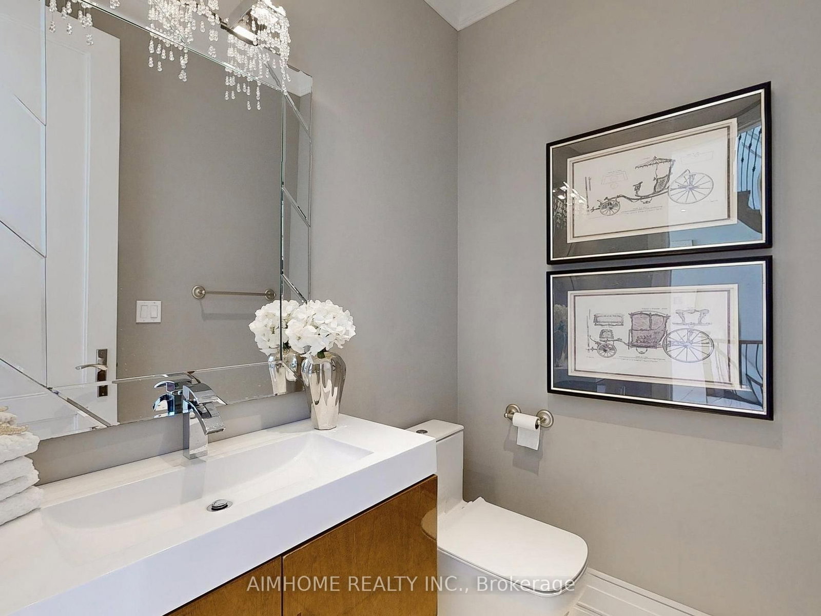 143 Kingsdale Avenue • Toronto, ON photo 14